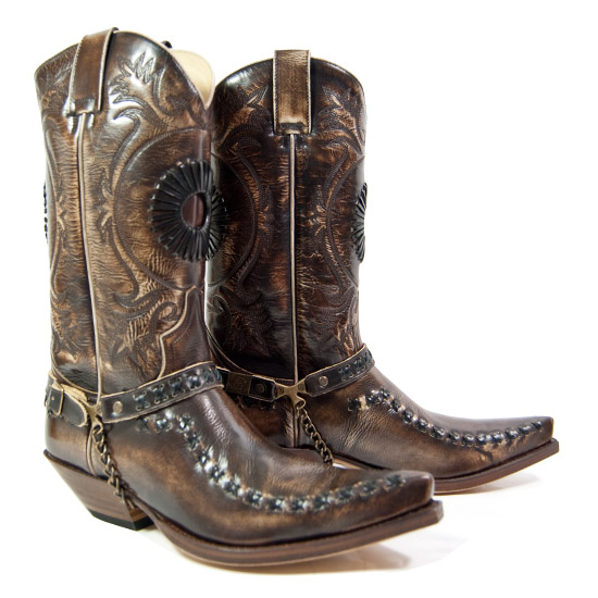 Sendra: Alcalas Western Wear Men's Brown Leather Western "Pelado" <br>• Western Stitch Shaft <br>• Heavy Leather Stitch <br>• Ankle Harness <br>• Dual Pull Tabs For Assisted Slip <br>•